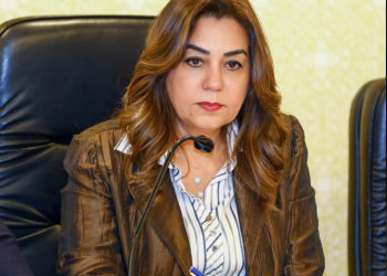 منال عوض : رفع الإشغالات والتعديات للباعة وأصحاب المحلات التجارية علي الأرصفة