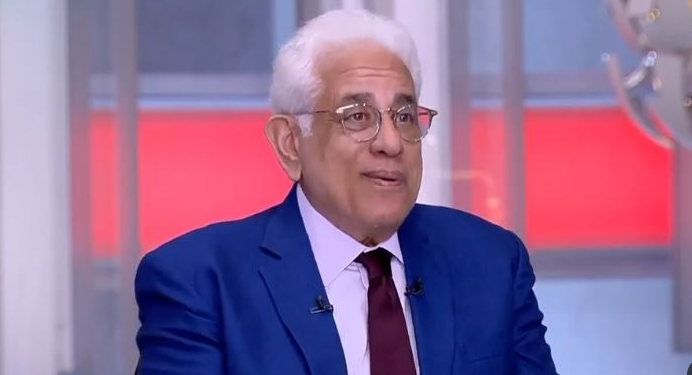 بدراوي يكشف قصة تمرير قانون الملكية الفكرية .. ورشوة الـ72 نائبًا بـ”صكوك العلاج على نفقة الدولة”