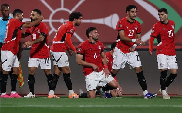 تعرف على طاقم حكام  مباراة مصر وبنين في دور الـ 16 بأمم إفريقيا 