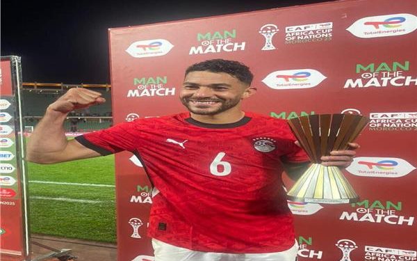 ياسر إبراهيم يحصد جائزة أفضل لاعب في مباراة مصر وبنين بأمم إفريقيا