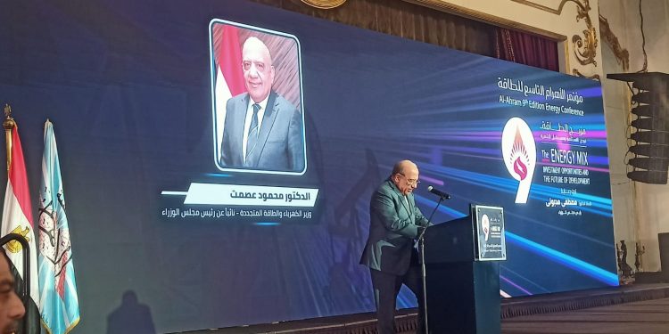 وزير الكهرباء : مشروع “أوبيليسك”يأتي استمراراً لجني ثمار التعاون المثمر مع القطاع الخاص