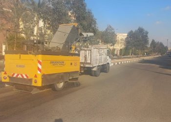 استمرار حملات النظافة المكبرة بجميع أحياء مدينة الشروق للحفاظ على المظهر الحضاري