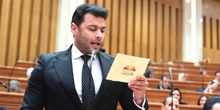 احمد حلمي يقدم طلب إحاطة بتنظيم التليفونات بين الهدف المشروع والتطبيق الخاطئ