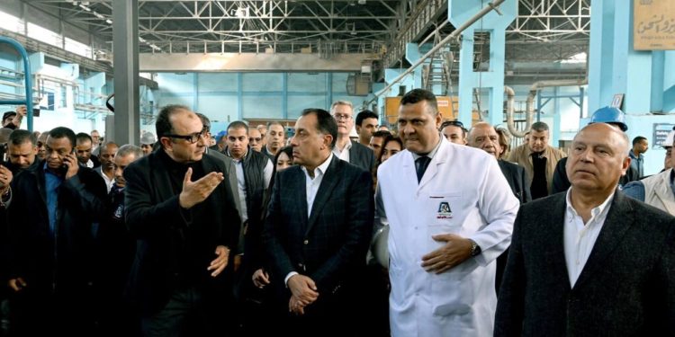 مدبولي : استثمارات جديدة وتوسعات استراتيجية لتعزيز مكانة “مصر للألومنيوم” وتنافسيتها محليًا ودوليًا