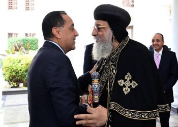 رئيس الوزراء يهنئ قداسة البابا تواضروس الثاني بعيد الميلاد المجيد