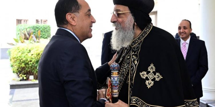 رئيس الوزراء يهنئ قداسة البابا تواضروس الثاني بعيد الميلاد المجيد