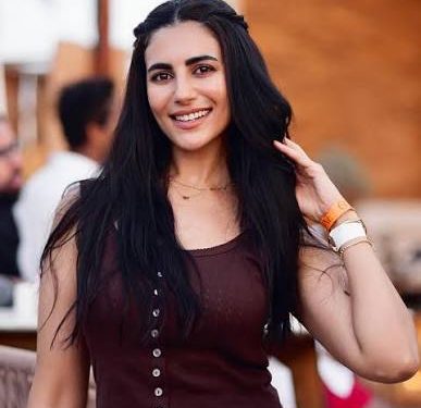 «أعشق الكوميديا ونجاحي في كفر دلهاب أكبر من توقعي».. 10 معلومات عن ولاء الشريف