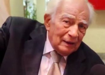 رشوان توفيق يكشف قربه من الله.. «تنبأ بوفاة أبنه..والشفافية ورثها عن أمه»