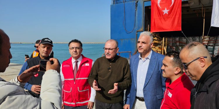 وصول سفينة الإغاثة التركية للعريش بحمولة 1400 طن .. والسفير: المزيد قادم في رمضان