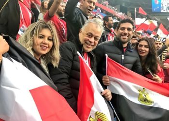 نقيب المهن التمثيلية يكشف حقيقة دعم الفنانين لـ منتخب مصر بالمغرب
