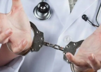 تفاصيل إلقاء القبض على منتحل صفة طبيب نحافة ينشر فيديوهات فاضحة للمرضي