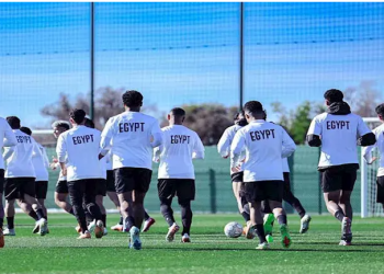 تعيين الحكم الجابوني بيير أتشو لـ مباراة مصر والسنغال بأمم إفريقيا 2025