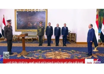 عاجل .. الفريق أشرف سالم زاهر يؤدى اليمين الدستورية وزيرًا للدفاع