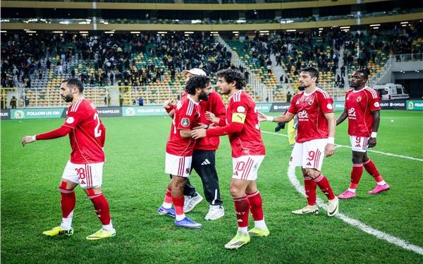 الأهلي يصطدم بالإسماعيلي في مباراة قوية لـ تصحيح المسار بالدوري