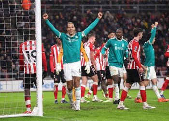 بمشاركة صلاح ..ليفربول يفوز على سندرلاند بهدف بصعوبة في البريميرليج