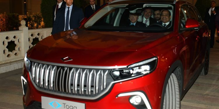 أردوغان يهدى السيسي سيارة كهربائية طراز “TOGG” والرئيس يقودها من الاتحادية لـ مدينة نصر