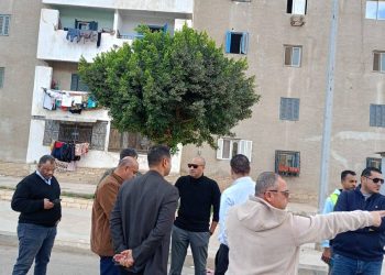 رئيس جهاز مدينة الشروق يتفقد الحي الثاني (أ٢) إسكان منخفض التكاليف