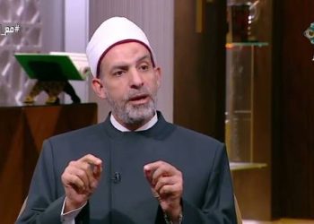 هل يرث أبناء الزوج ممتلكات زوجة أبيهم بعد وفاتها؟.. أمين الفتوى يجيب