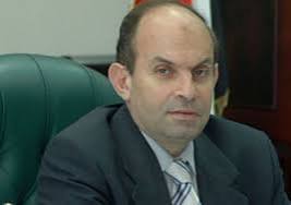 ما تأثيرات طرح 20 شركة بالبورصة على السيولة؟.. اقتصادي يجيب