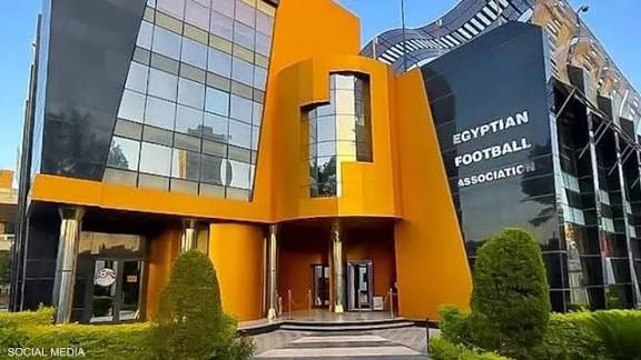 المسابقات تخاطب الأندية بشأن اللاعبين المنتقلين حديثاً