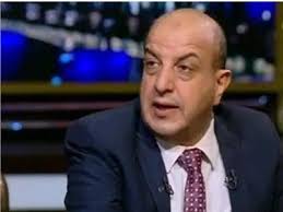 مفاجأة صادمة.. رئيس قطاع التجارة الداخلية السابق: “مفيش فرارجي في مصر معاه ترخيص”