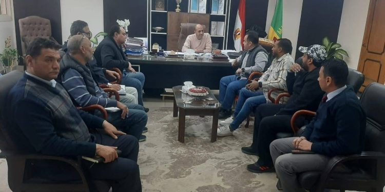 رئيس جهاز مدينة الشروق يستقبل سكان مشروع “جنة” ويؤكد: نعمل بروح الفريق الواحد لتقديم أفضل الخدمات