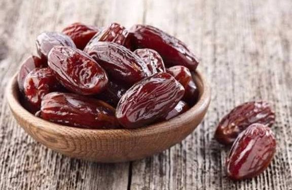 النبي محمد يوصي بالتمر خلال شهر رمضان… إليكم التفاصيل