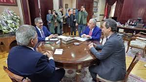 تفاصيل لقاء وزير الدولة لشؤون الإعلام مع رؤساء “الأعلى للإعلام” و”الوطنية للإعلام” و”الوطنية للصحافة”