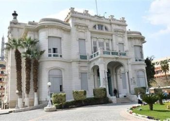 من 9 صباحًا حتى 1 ظهرًا.. جامعة عين شمس تعلن مواعيد العمل في رمضان