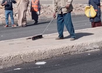 استمرار حملات رفع المخلفات وتحسين مستوى النظافة بجميع أحياء مدينة الشروق