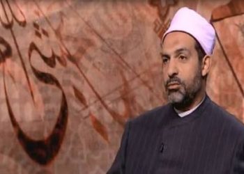 هل إفطار الحامل المريضة في رمضان عليه ذنب؟.. أمين الفتوى بدار الإفتاء يجيب