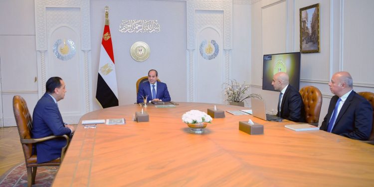 الرئيس السيسي يجتمع مع مدبولي ووزير التعليم ويوجة بضرورة رفع جودة التعليم
