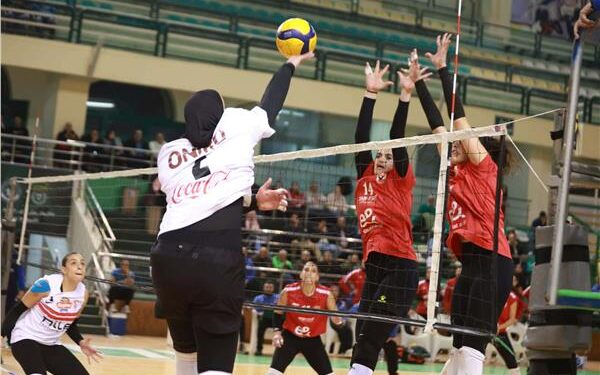 طائرة آنسات الأهلي تفوز علي الزمالك بثلاثية نظيفة وتتوج بكأس مصر