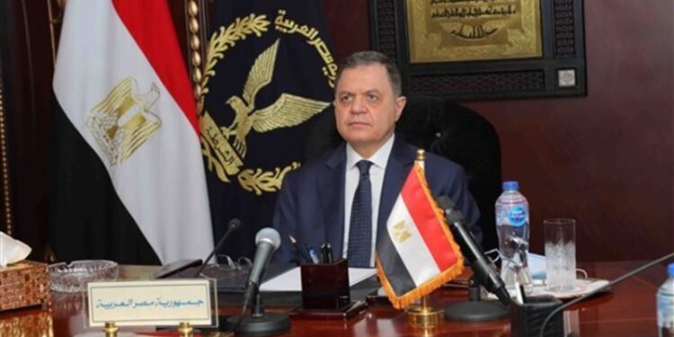 وزارة الداخلية تبعد سوريين خارج البلاد للصالح العام