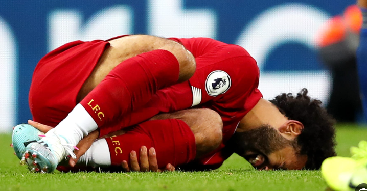 الجهاز الطبي لـ مصر يتابع إصابة “صلاح” مع ليفربول لـ حسم موقفه من وديتى السعودية وإسبانيا