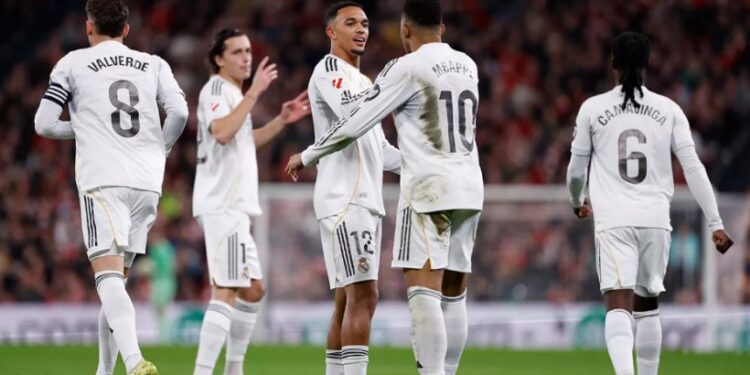 مبابي وفينيسيوس يقودان قائمة ريال مدريد لـ مواجه بايرن ميونخ الألماني بدوري الابطال