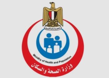 “الصحة” تغلق عيادات طبية يديرها منتحل صفة طبيب