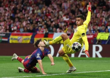 برشلونة يودع دوري أبطال أوروبا رغم الفوز على أتلتيكو مدريد 2-1