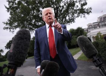 الرئيس ترامب يفتح النار  على إيران ” لن نسمح بالنووي”