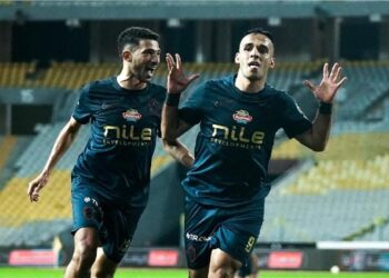 الزمالك يقسو على المصري برباعية مذلة وينفرد بصدارة الدوري