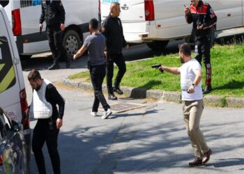 تفاصيل إصابة عنصرين من الأمن التركي في حادث القنصلية الإسرائيلية باسطنبول