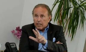 هاني توفيق يرد بسخرية على مقترح سداد ديون مصر خلال شهر