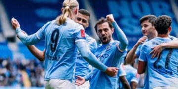 الدوري الإنجليزي.. مانشستر سيتي يواجه تشيلسي في قمة مباريات الجولة الـ 32