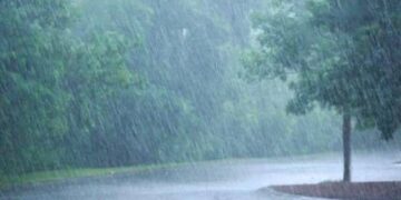 الارصاد تحذر من طقس الثلاثاء :سحب رعدية ورياح مثيرة للرمال