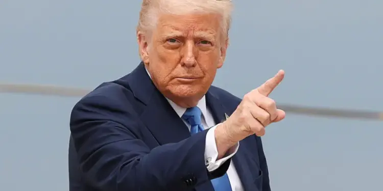 الرئيس ترامب: أوافق على وقف قصف إيران لمدة أسبوعين